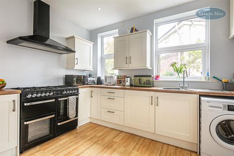 19 Cox Place, Sheffield, S6 4SZ