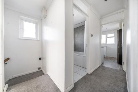2 Mossdown Close, Belvedere, DA17 5QW