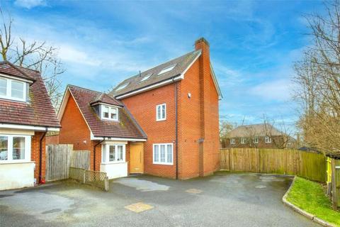 5 bedroom detached house for sale, Harcourt Road, Bushey, WD23