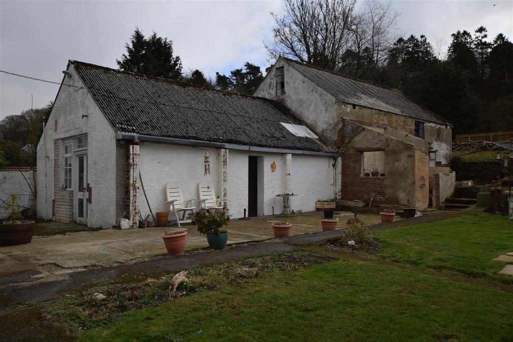 Outbuilding External