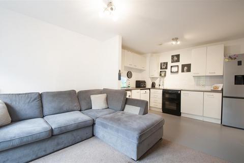 1 bedroom apartment for sale, Church Road, Iver