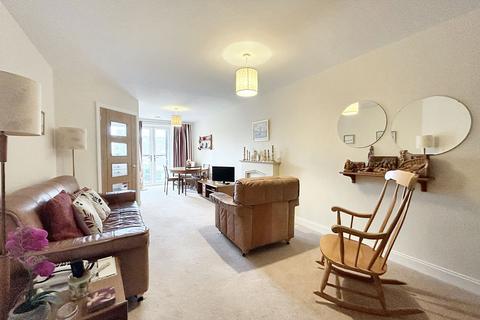 1 bedroom apartment for sale, Beaulieu Road, Dibden Purlieu, SO45