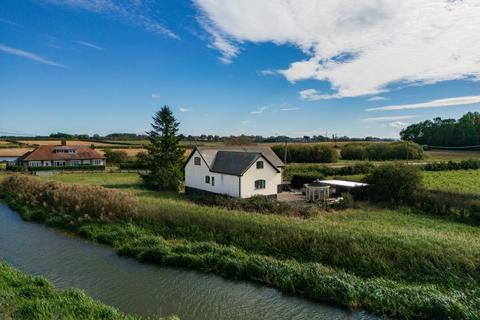 5 bedroom detached house for sale, Wharfside, North Frodingham YO25 8JR