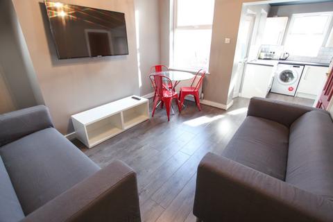 3 bedroom terraced house to rent, Sutcliffe Street, L6 6AT,