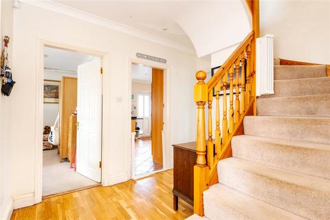 17 Central Avenue, Worthing, BN14 0DS