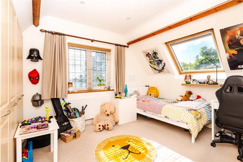 17 Central Avenue, Worthing, BN14 0DS