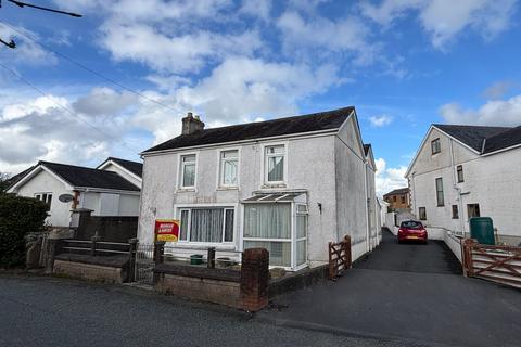 3 bedroom detached house for sale, Llangadog, SA19