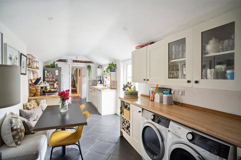 3 bedroom semi-detached house for sale, Leamington Road, Broadway, Worcestershire, WR12