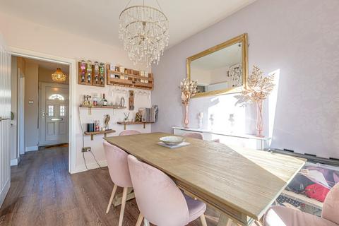 38 Church Road, Rayleigh, SS6 8PN