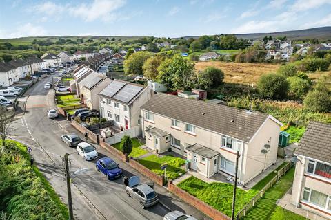 2 bedroom apartment for sale, Heol Daniel, Cwmllynfell, Swansea