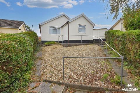 2 bedroom detached bungalow for sale, Hill Rise, Kilgetty