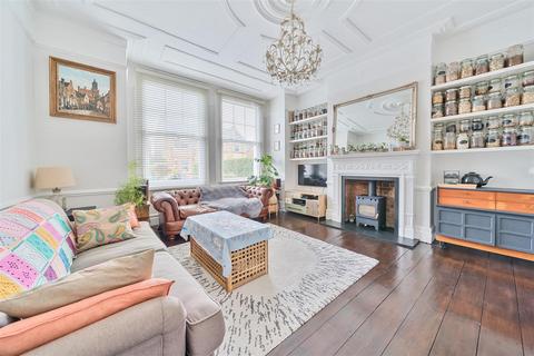 66 Granville Road, London, N12 0HT