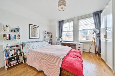 66 Granville Road, London, N12 0HT