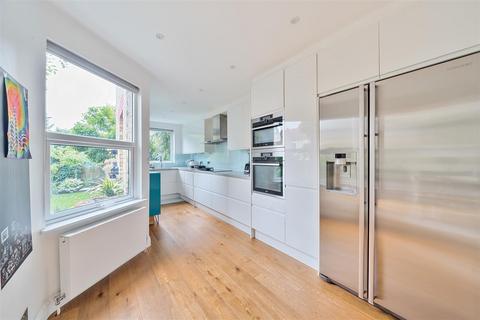 66 Granville Road, London, N12 0HT