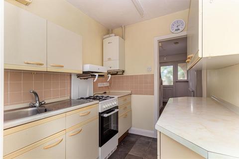 3 bedroom semi-detached house for sale, Ronkswood Crescent, Worcester