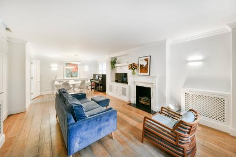 3 bedroom end of terrace house for sale, Onslow Mews West, London