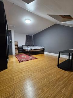 undefined, Park Avenue, Barking IG11