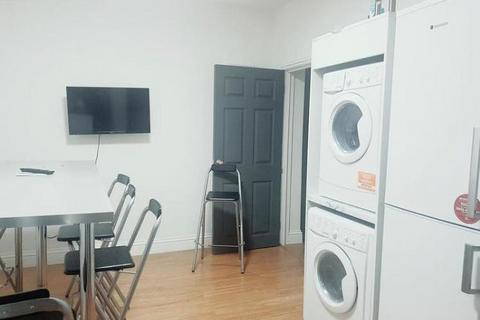 undefined, Park Avenue, Barking IG11