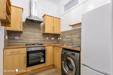 2 bedroom flat to rent, Evering Road, London, E5