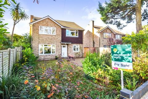 4 bedroom detached house for sale, Canterbury Road, Hampshire GU14