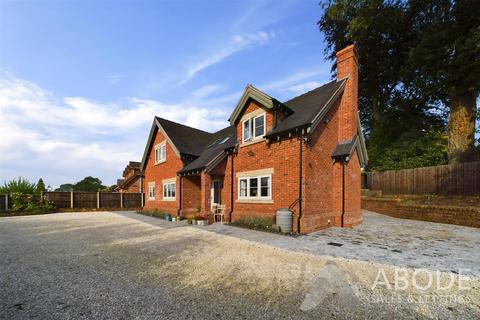 4 bedroom detached house for sale, Hazles Cross Road, Kingsley ST10