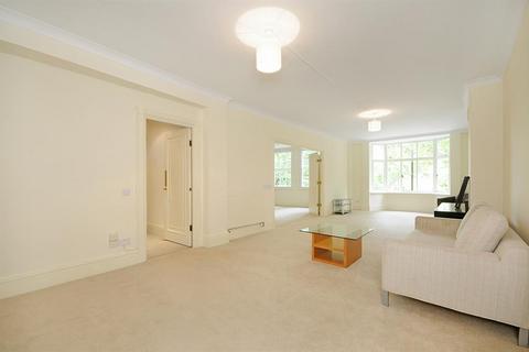 5 bedroom flat to rent, STRATHMORE COURT, PARK ROAD, London, NW8