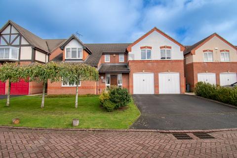 5 bedroom detached house for sale, Edgeley Close, Heathley Park