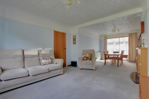 2 bedroom semi-detached bungalow for sale, Hazelwood Avenue, Bedhampton, Havant