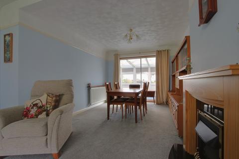 2 bedroom semi-detached bungalow for sale, Hazelwood Avenue, Bedhampton, Havant