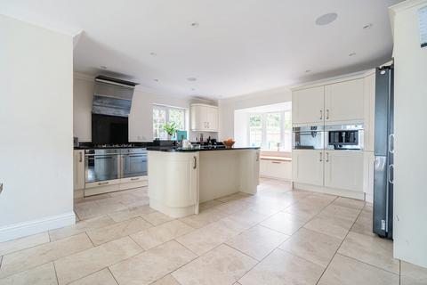 5 bedroom detached house for sale, Catisfield Road, Fareham, Hampshire