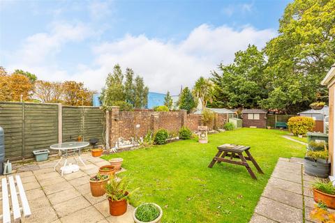 2 bedroom bungalow for sale, Herbert Avenue, Poole BH12