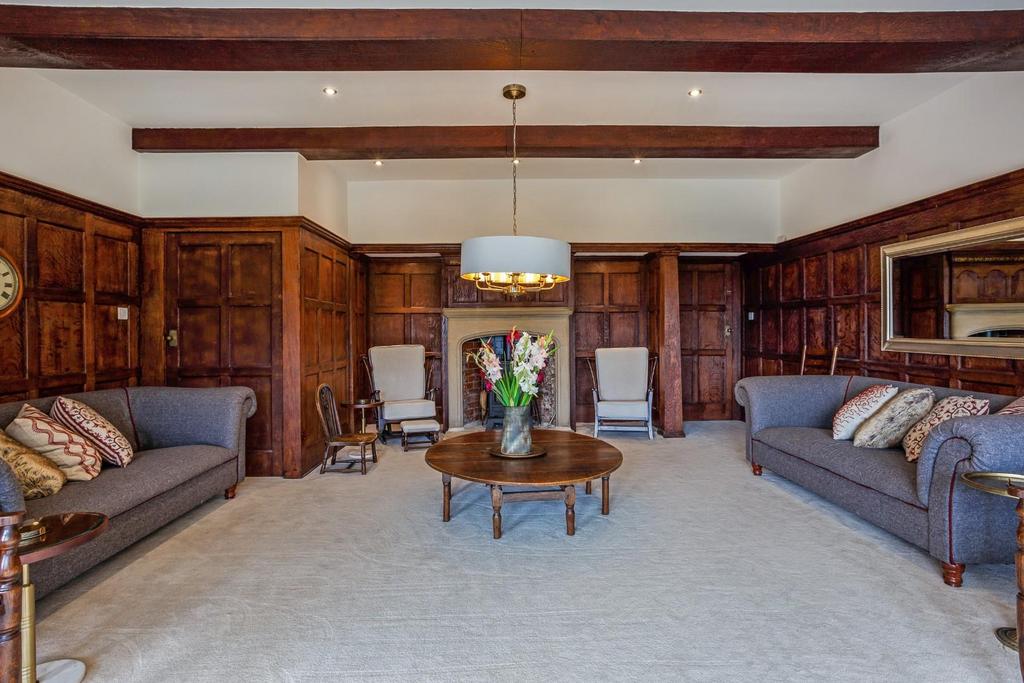 79186 The Manor (19).jpg
