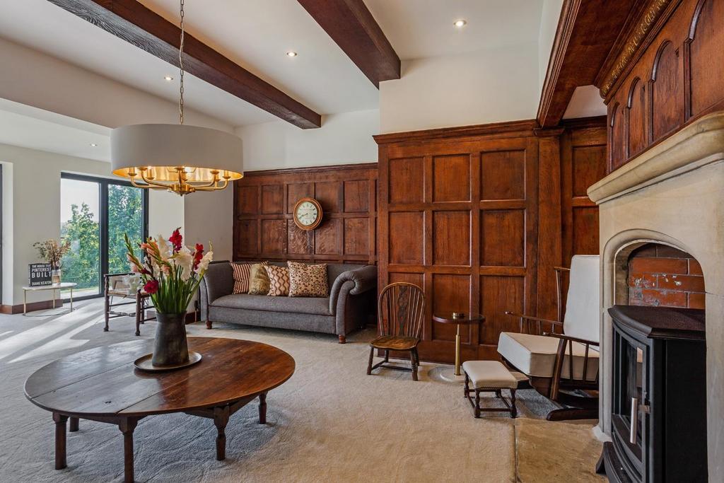 79186 The Manor (20).jpg
