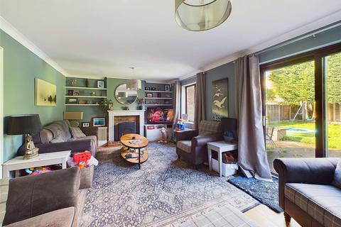 10 Bittern Close, Kelvedon, Colchester, CO5 9PQ