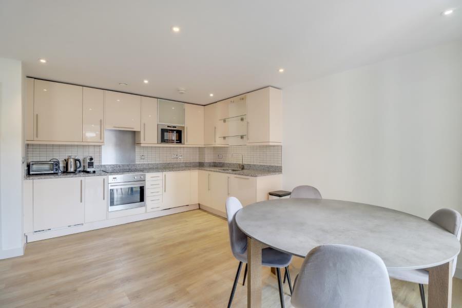 Apartment in London, City of Westminster - View 2