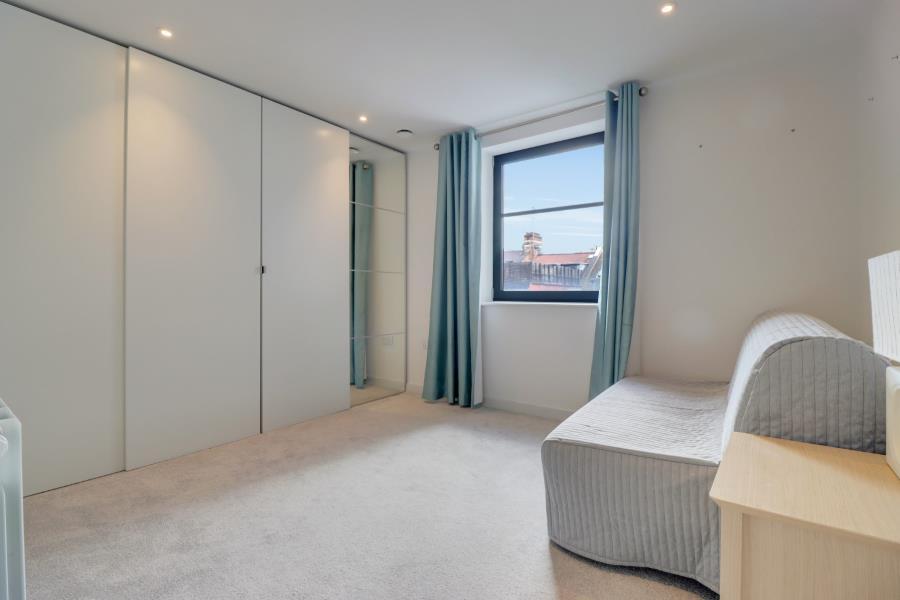 Apartment in London, City of Westminster - View 4