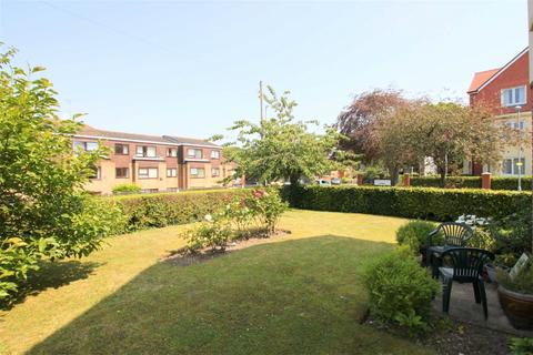 2 bedroom apartment for sale, Magnolia House, Stuart Road,, Highcliffe, Christchurch, Dorset, BH23