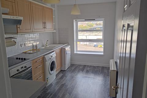 2 bedroom flat to rent, Trades Lane, Dundee DD1