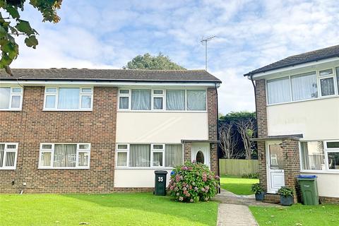 2 bedroom flat for sale, Elm Place, Rustington, Littlehampton, West Sussex, BN16