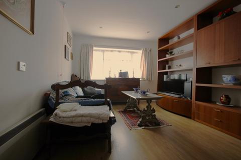 1 bedroom retirement property for sale, Church Road, London, NW4