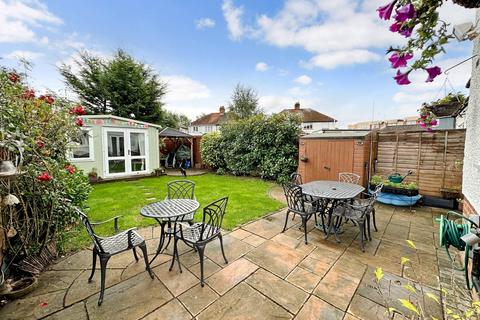 4 bedroom semi-detached house for sale, Smiths Lane, Windsor, Berkshire, SL4