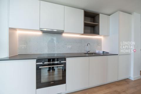 2 bedroom apartment to rent, One Thames Quay, 222 Marsh Wall, London, E14