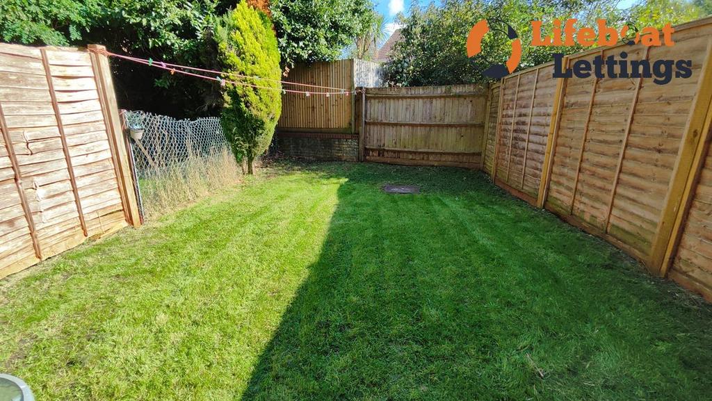 Bedroom 1 Garden