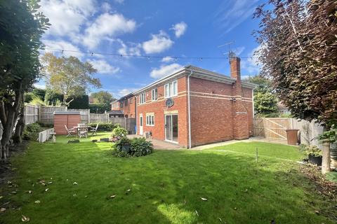 4 bedroom detached house for sale, Viola Croft, Warfield, Bracknell