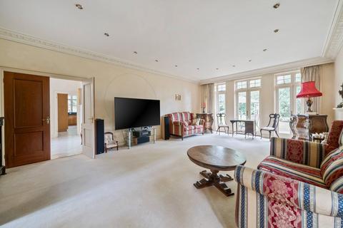 6 bedroom detached house for sale, Old Avenue, Weybridge, KT13