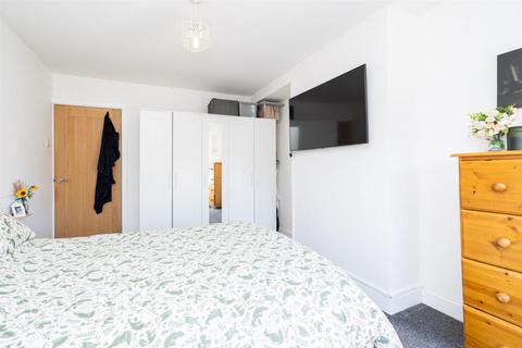 115 Brackenbury Road, Fulwood, Preston, PR2 3BT