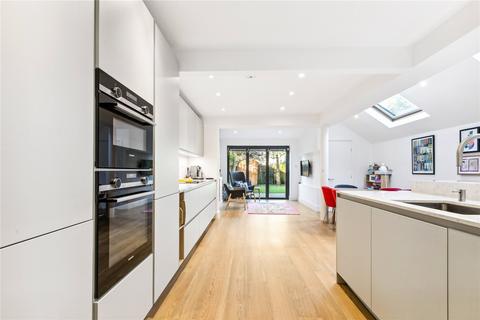 4 bedroom terraced house for sale, Grove Road, Barnes, London, SW13