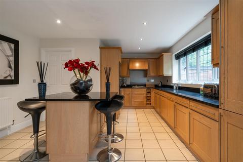 5 bedroom detached house for sale, Whitchurch Lane, Shirley, Solihull