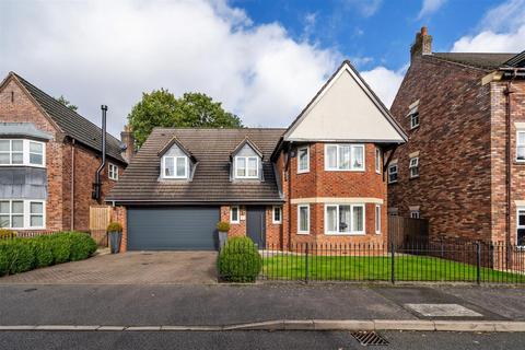 5 bedroom detached house for sale, Whitchurch Lane, Shirley, Solihull