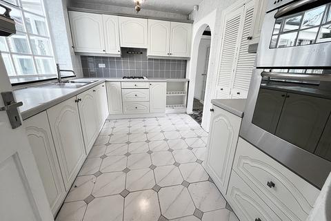 37 Buchanan Road, Walsall, WS4 2EW